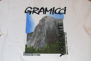 【未使用品】GRAMICCI グラミチ 　バックプリントTシャツ 白色 Lサイズ／商品名　DOWN WALL TEE