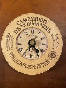 フランス　カマンベールチーズケース　壁掛時計
