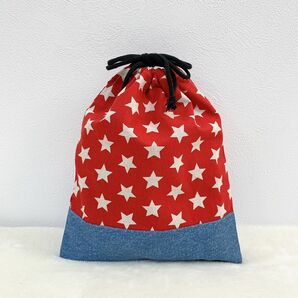 送料無料【入園・入学】高学年まで使えるシンプルデニム×星柄のオシャレ体操服袋 給食袋 柄 ハンドメイド 巾着袋 コップ袋 赤