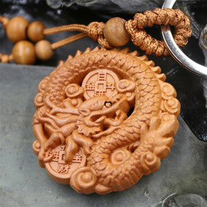 [ peach. tree tree carving netsuke ] * dragon ②* natural / natural tree made / handmade / hand made / skill sculpture / key holder / strap / present / better fortune feng shui . except .