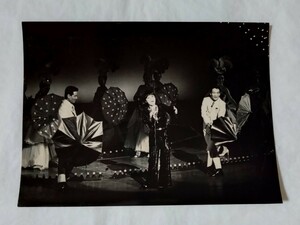 1969年11月新宿コマ江利チエミ舞台スチール写真②