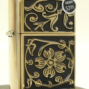 ZIPPO_20903 フローラル フラッシュ エンブレム ゴールド ブラッシュド加工 レギュラータイプ ジッポー オイルライター 新品 送料無料