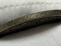【縁】銀貨保証　貿易銀　明治七年　壹圓銀貨　直径約38.7mm 量目約27.11g 厚さ約2.5mm_画像5