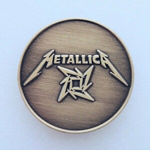 Metallica メタリカ ピンバッジ