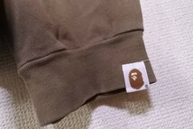 A BATHING APE BAPE KAWS Camo Crewneck size L エイプ カウズ 薄手 スウェット ブラウン系_画像8