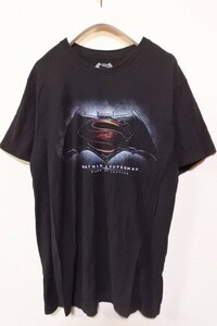 BATMAN VS SUPERMAN DAWN OF JUSTICE Movie Tee size L バットマン スーパーマン ムービー Tシャツ DC Comics