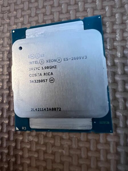 Intel Xeon E5-2609V3 動作品