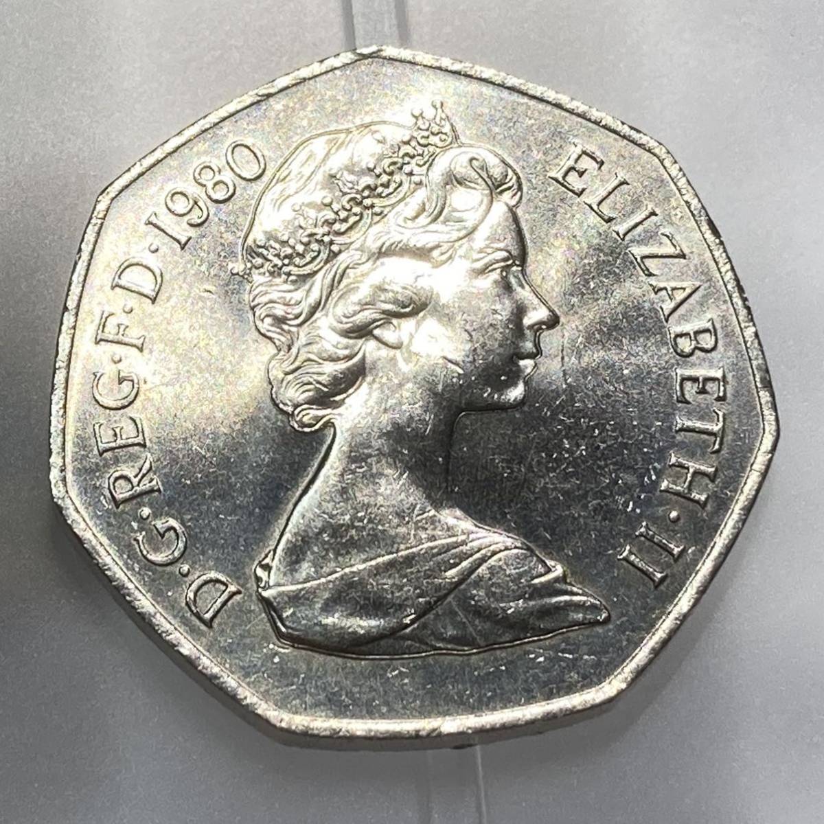 エリザベス女王 コインの値段と価格推移は？｜1,001件の売買情報を集計 