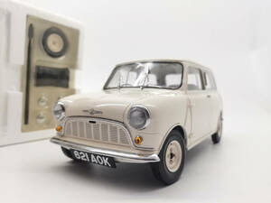  Sunstar 1/12 1959 Morris Mini Minor Saloon 5301