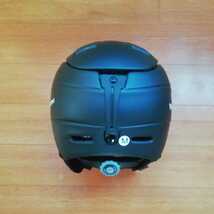 新品未使用 バイザー ヘルメット サイズ M（55cm～58cm）カラー マットブラック スノーボードヘルメット スキーヘルメット ゴーグル _画像6
