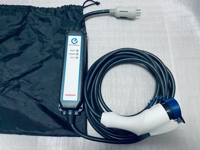 ヤフオク! -日産 リーフ 充電ケーブルの中古品・新品・未使用品一覧