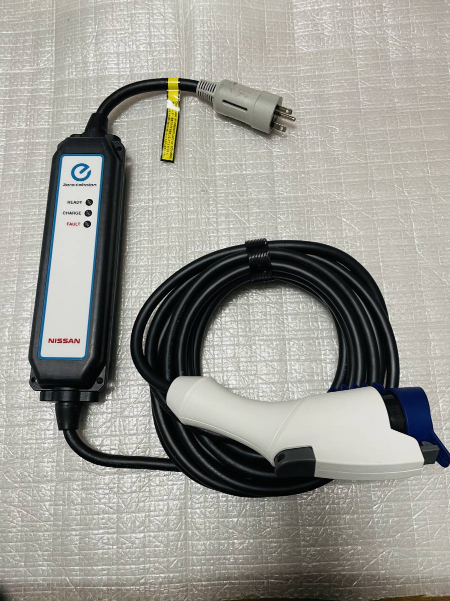 ヤフオク! -日産 リーフ 充電ケーブルの中古品・新品・未使用品一覧