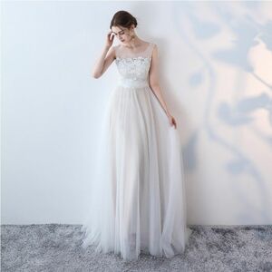 【SS2024】ウエディングドレス　結婚式　ブライダル　前撮り　Aラインドレス　M