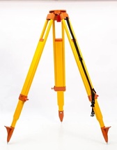 測量用三脚 平面 黄 オレンジ カラー　レーザー 脚太タイプ 墨出し器 など 測量 三脚 レーザー墨出し器 木製_画像2