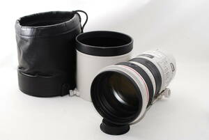 ★キャノン　Canon　EF　300　2.8L　IS　★奇跡のほぼ新品★