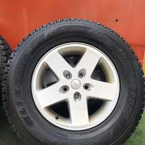 Jeep ブリヂストン DM-Z3 265/70R17 スタッドレス タイヤホイール 4本セット 中古の画像4