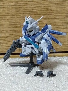 ガシャポン戦士　フォルテ　F001 RX-93-ν-2 Hi-νガンダム　組立済み　ハイニューガンダム