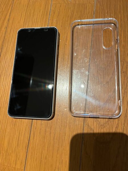 AQUOS sense3 basic SHV48 SIMロック解除済み