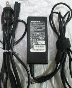 No3535 Toshiba AC adaptor PA3714U-1ACA