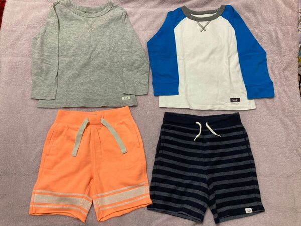 babyGAP ギャップ　ベビー　キッズ　ロングＴシャツ2着　半ズボン2着　（95サイズ3着　100サイズ1着）まとめ売り