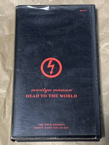 MARILYN MANSON - DEAD TO THE WORLD 中古VHSビデオ 字幕スーパー マリリン・マンソン 59分 MVVT-2