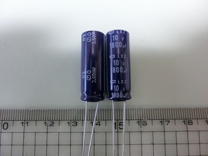  aluminium electrolysis condenser 1800μF 10V 105*C ±20% ELXZ100E**182M (2 piece ) ( day kemi) ( exhibit number 381-2)