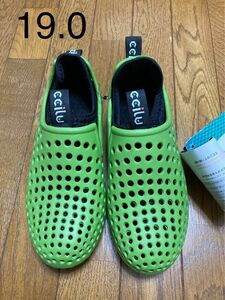 《新品未使用》ccilu 靴　サンダル　19.0 緑　水陸両用