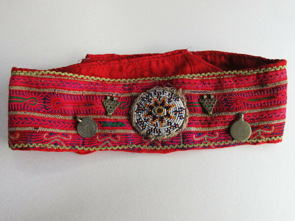 ●アフガニスタンからの贈り物”アフガンベルト　刺繍ベルト”52