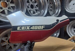 12 ホンダ CBX400F CBX550F 赤白 純正カラー サイドカバー 当時物 外装 タンク テール シート ビート 青白 黒赤