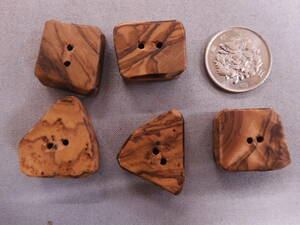 ＜銀の斧＞堅木・手作りオリーブ樹のおもしろボタン5個・存在感あります！送料無料・自然素材ボタン