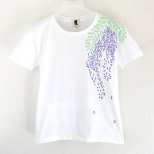 Art hand Auction 여성 T 셔츠 M 사이즈 흰색 등나무 꽃 무늬 T 셔츠 핸드 메이드 핸드 페인팅 T 셔츠, M 사이즈, 목이 둥글게 파인 옷, 무늬가 있는