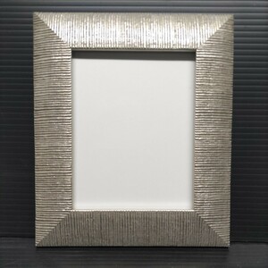 額縁 126X100mm 樹脂製シルバー ／リブ　水彩画・デッサン画に　アートフレーム