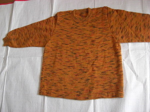 機械編み　セーター(難あり)　と　余り糸　3種類