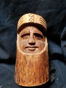 表高吉作　松材《エカシ》1 一刀彫　アイヌ　木彫り　木製彫刻　置物 　飾像　オブジェ　民藝 稀少