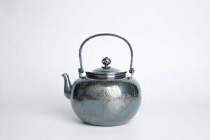 時代 純銀製 中川浄益造 草花図彫 湯沸 工芸品 古美術品 銀瓶 煎茶道具