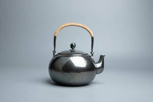 時代 純銀製 北村静香造 藤手 口打出湯沸 工芸品 古美術品 銀瓶 煎茶道具