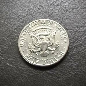 ケネディ50セント硬貨 1972年 D刻印  送料無料です。（16117） USA 貨幣 ハーフダラー アメリカの画像2