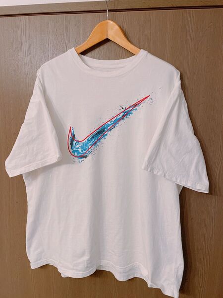 NIKE プリントTシャツ