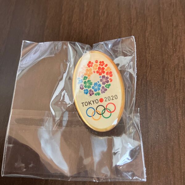 東京オリンピック桜のリースピンバッジ