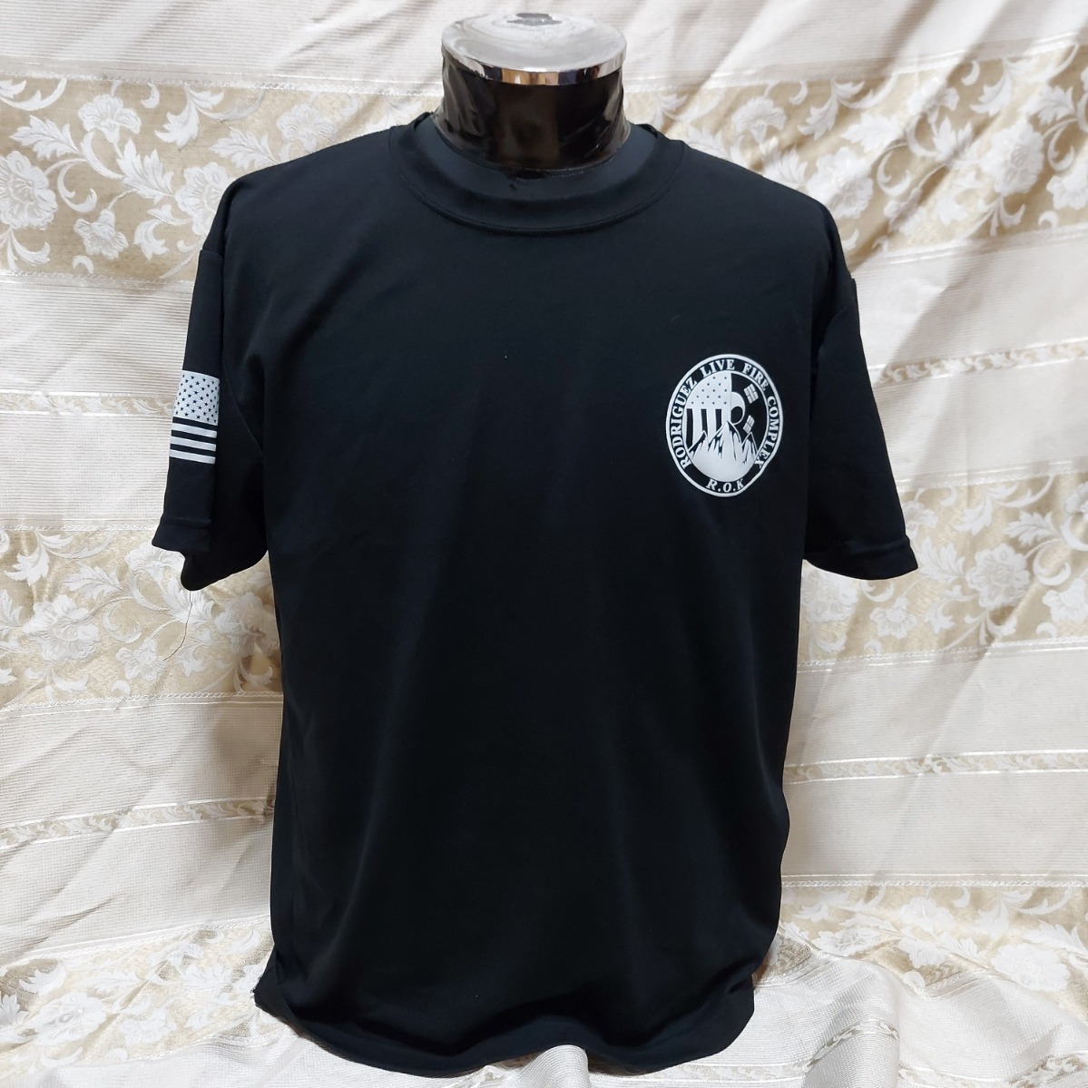 ヤフオク! -「complex tシャツ」の落札相場・落札価格