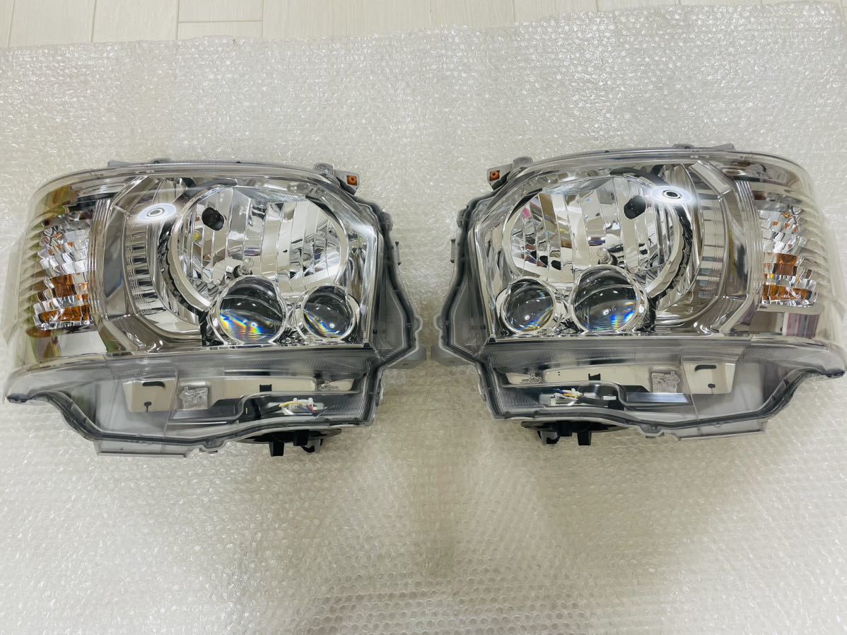 ヤフオク! -ハイエース 200系 純正ヘッドライトの中古品・新品・未使用