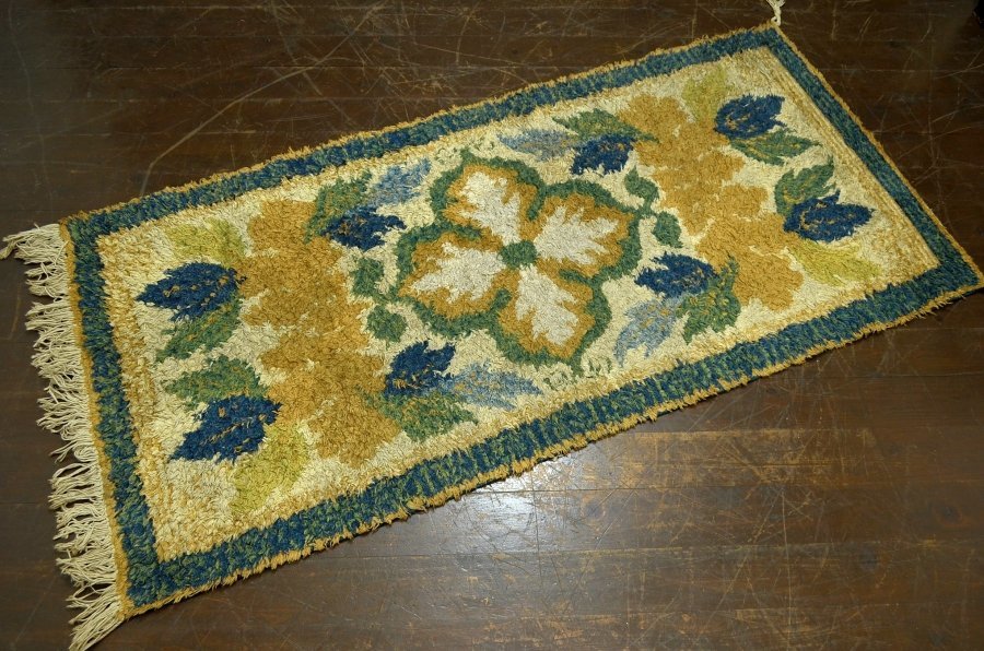 ヤフオク! -古い緞通の中古品・新品・未使用品一覧