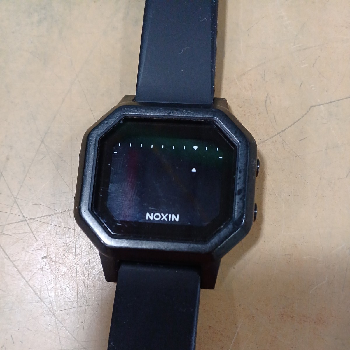 2023年最新】ヤフオク! -nixon 腕時計 ジャンクの中古品・新品・未使用