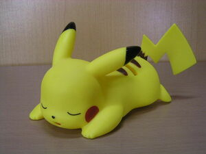 ポケモン ピカチュウ ソフビ フィギュア 貯金箱 デニーズ 非売品 おやすみピカチュウ ☆良品☆ ポケットモンスター