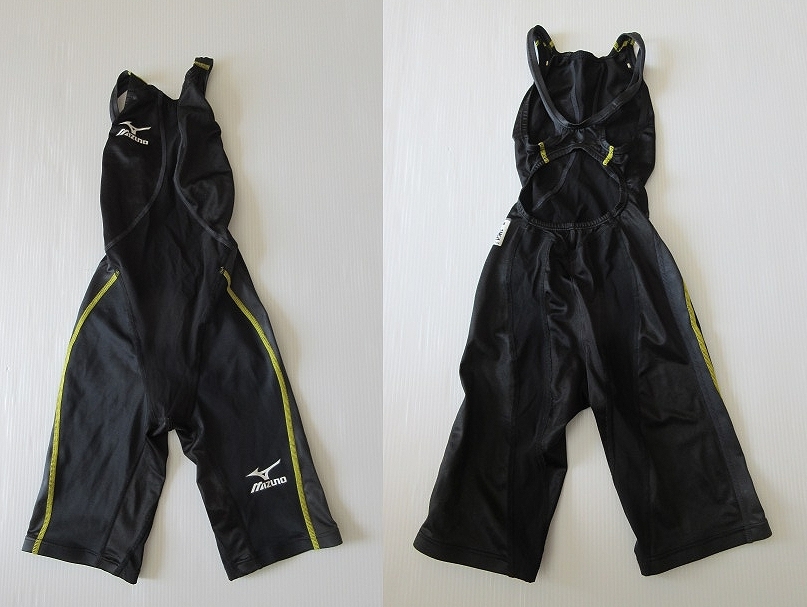完売】 V ミズノ(MIZUNO)(メンズ)競泳水着 ST ハーフスパッツ