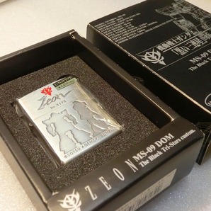 【絶版品・未開封未使用品】ジッポ ZIPPO 機動戦士ガンダム 黒い三連星 ジオン MS-09 DOM ドム 処分 コレクション レトロ 貴重 レアの画像1