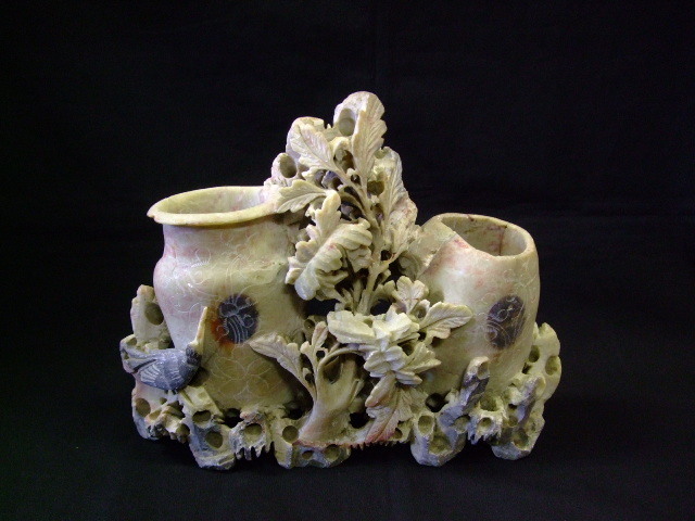 石彫刻花瓶の値段と価格推移は？｜32件の売買情報を集計した石彫刻花瓶 