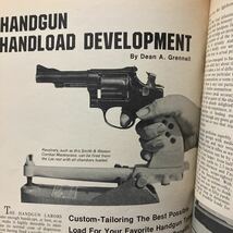 同梱取置歓迎古洋雑誌「GUN WORLD ANNUAL 1977」銃鉄砲武器兵器ピストルライフルショットガンハンドガン_画像3