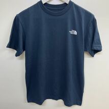 ◆美品◆THE NORTH FACE プリントTシャツ　NT31702A ネイビー系　サイズM_画像1