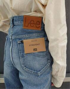 ◆新品未使用◆LEE VINTAGE WARDROBE STRAIGHT 品番 LL4601-300（ワンウォッシュ）サイズS 定価15000円＋税